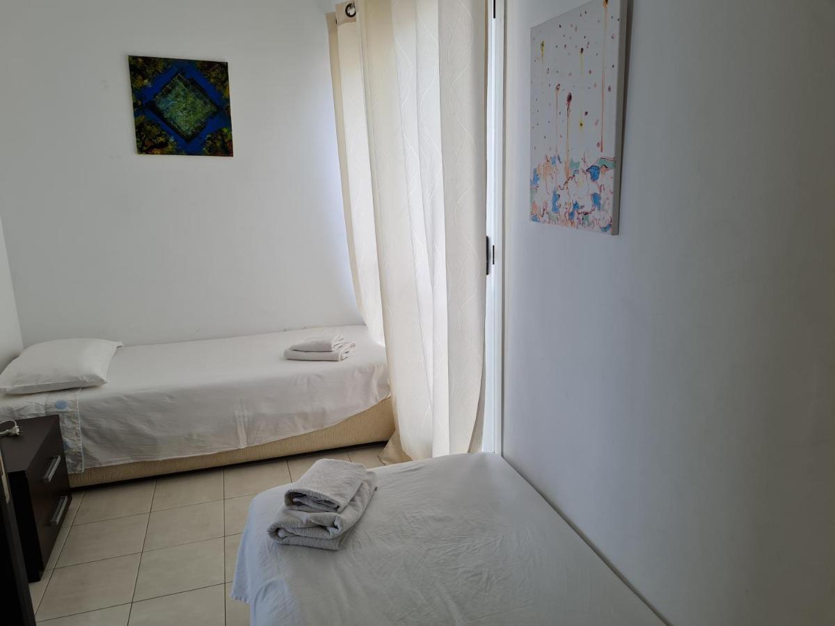 Holiday apartments Natalia Каляо Салвахе Екстериор снимка