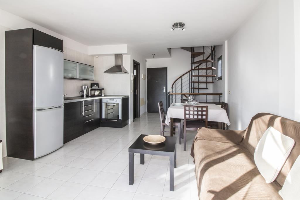 Holiday apartments Natalia Каляо Салвахе Екстериор снимка